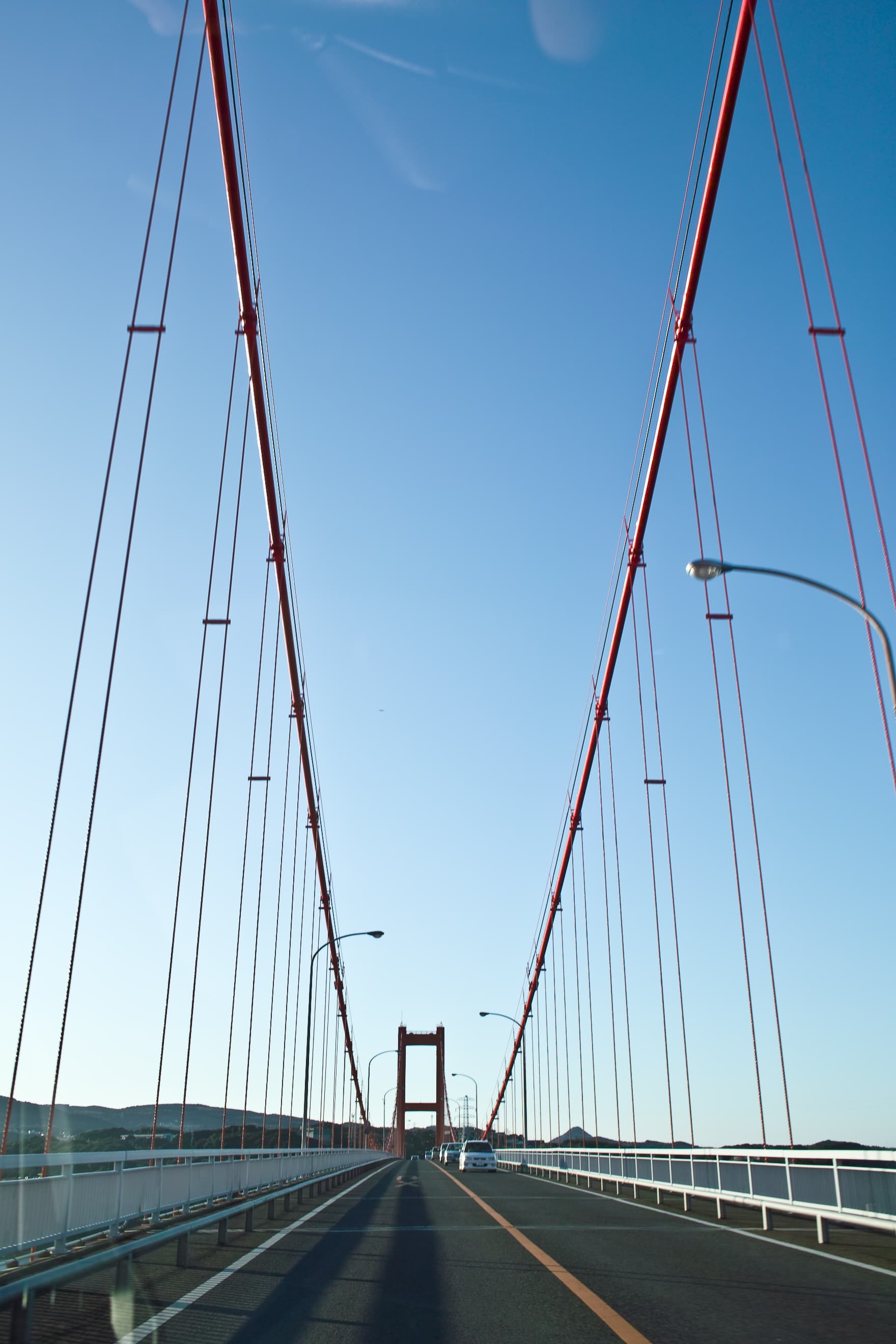 平户大桥：平户大桥：Wikimedia Commons 文件「Hirado Bridge 0968.jpg」中的桥梁实景。