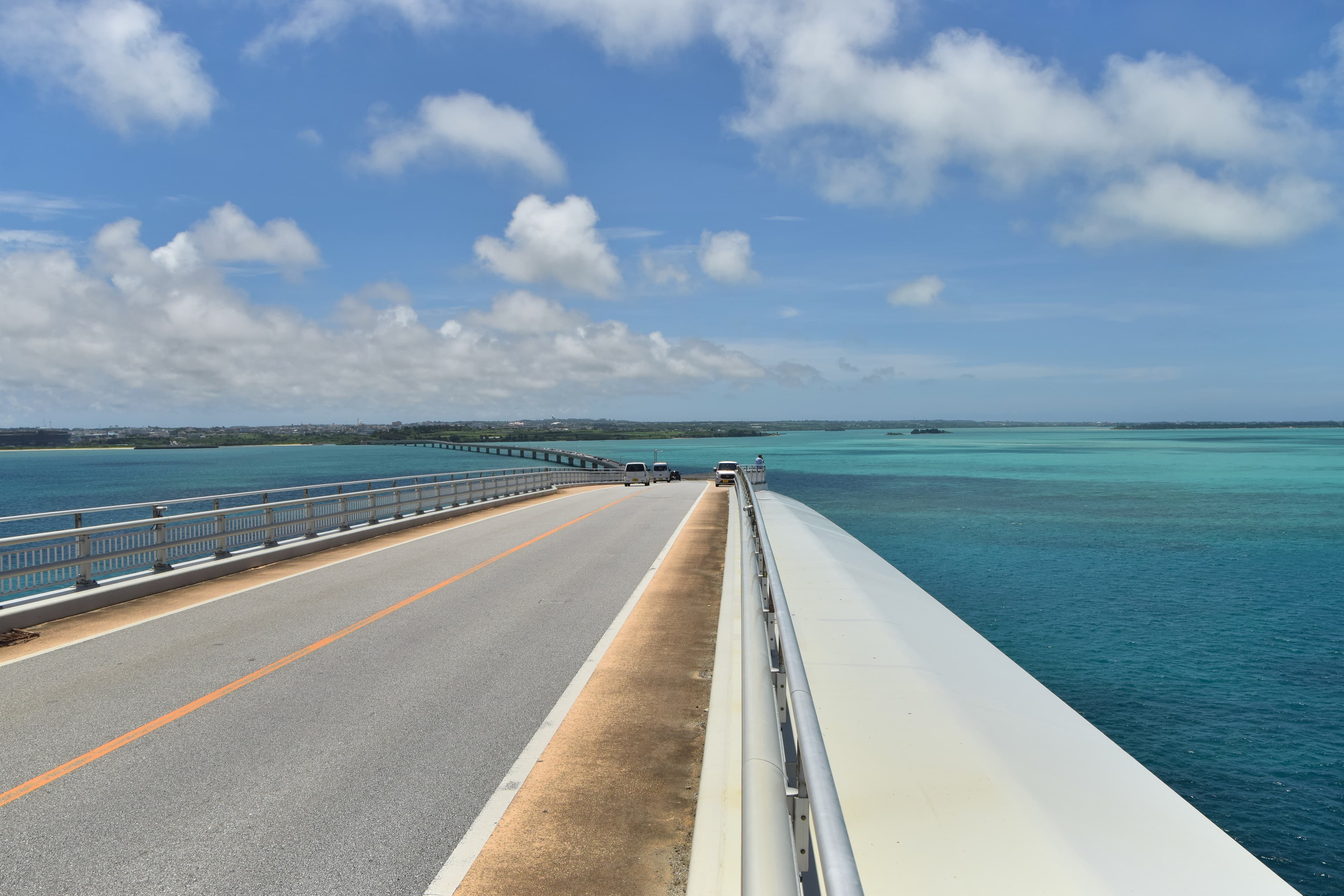 伊良部大桥：伊良部大桥：Wikimedia Commons 文件「Irabu Bridge (52204774130).jpg」中的桥梁实景。