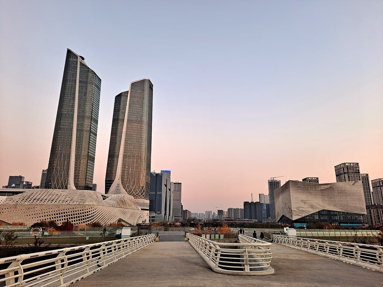 南京眼步行桥：南京眼步行桥实景 07