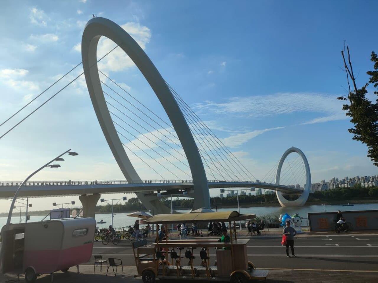 南京眼步行桥：南京眼步行桥实景 11