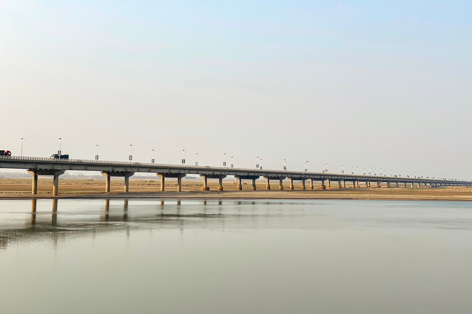 南河渡黄河大桥：南河渡黄河大桥全桥远景