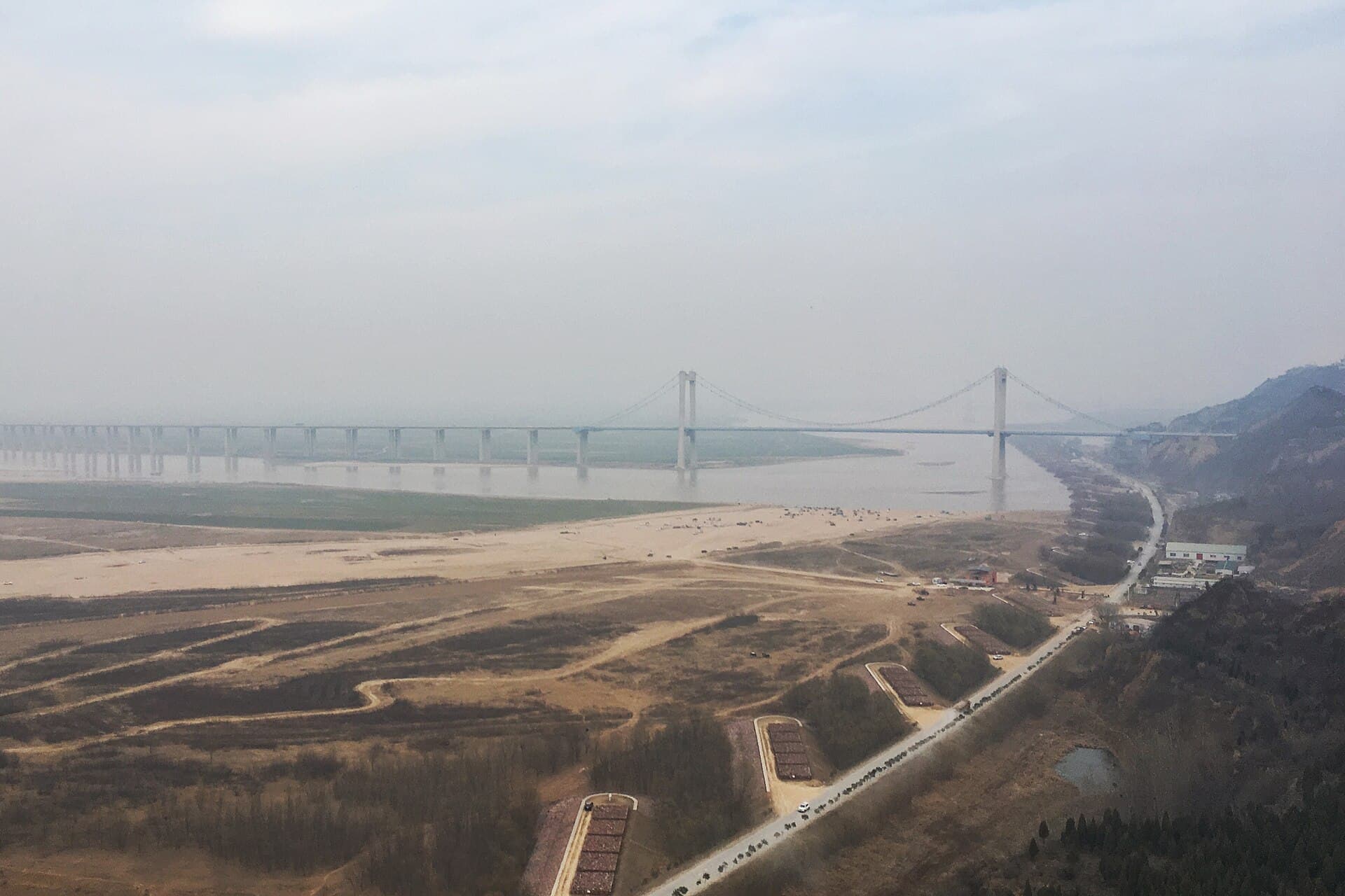 桃花峪黄河大桥：2024年河道与桥区环境
