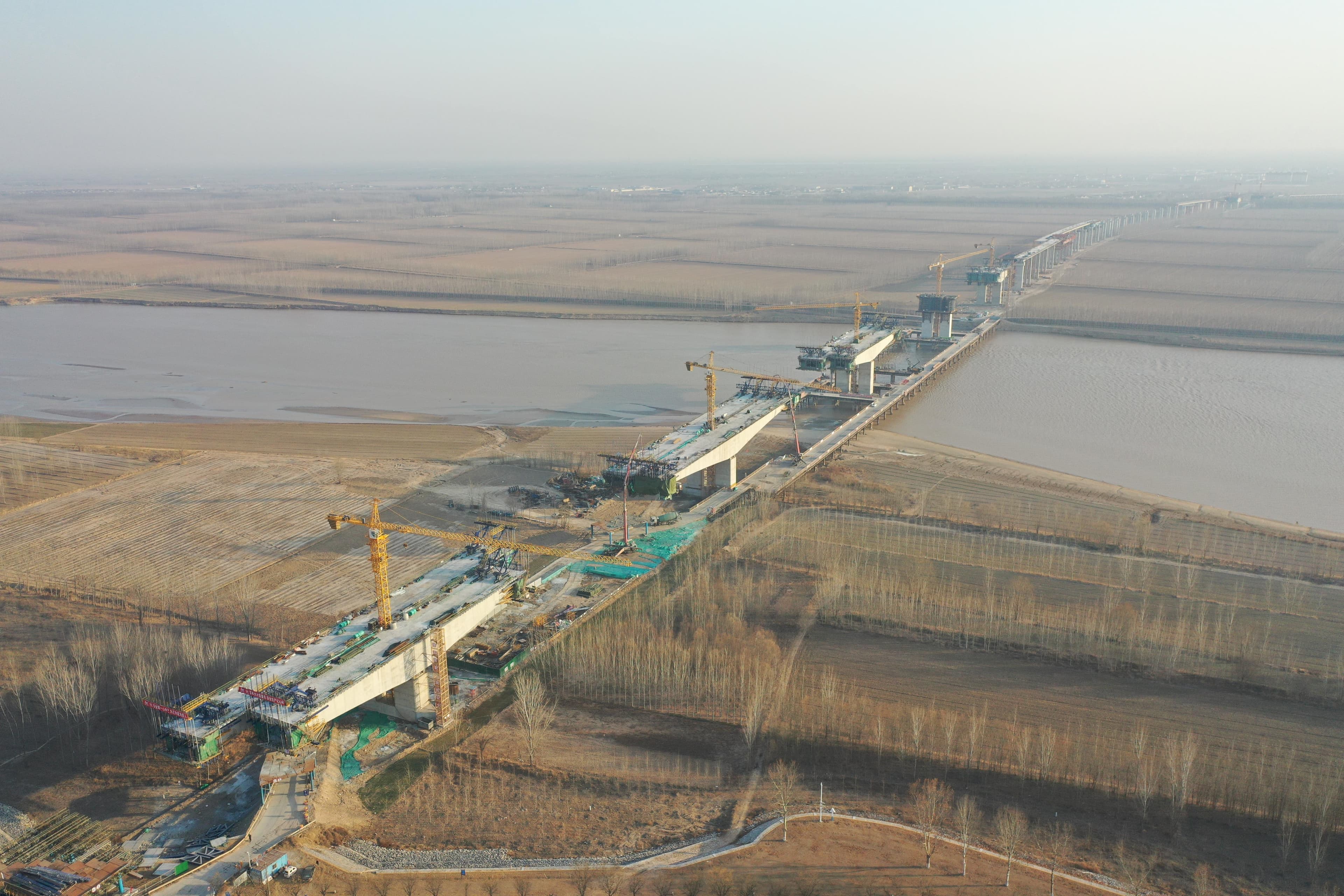 乐安黄河大桥：乐安黄河大桥施工现场（2026年1月，科技日报配图，图注标为“乐安黄河大桥1”）