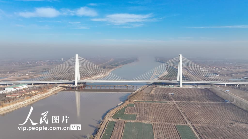 东津黄河大桥：2025年1月11日东津黄河大桥建成通车（另一视角）