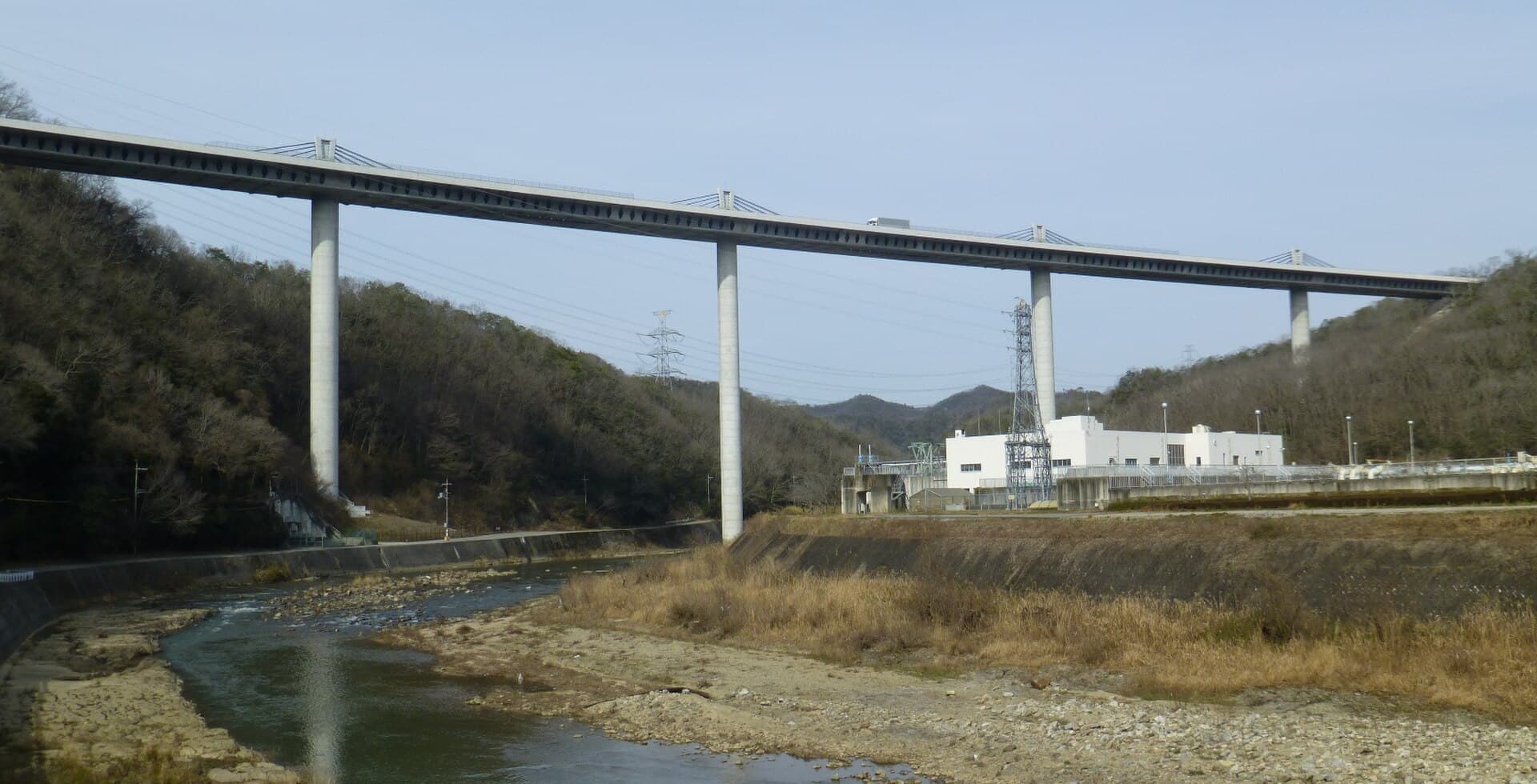 新名神武库川桥主视觉