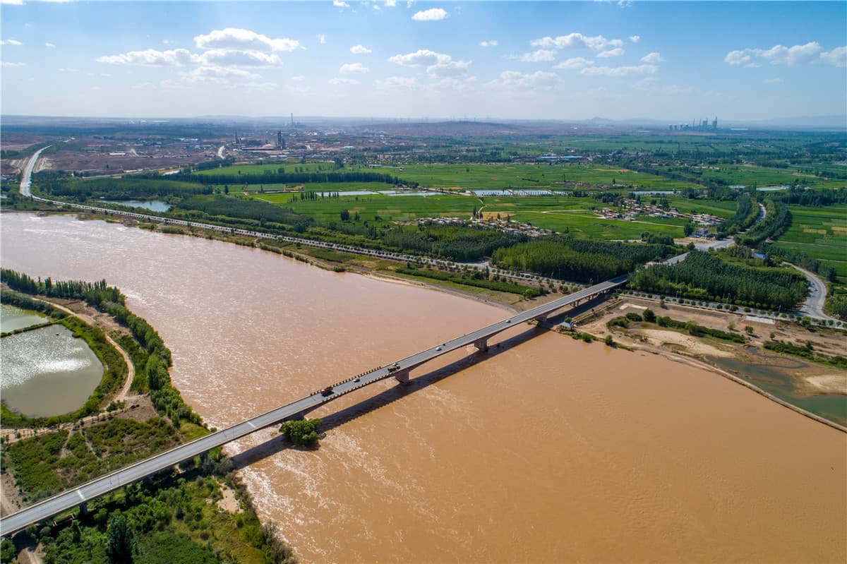 青铜峡黄河公路大桥项目图片